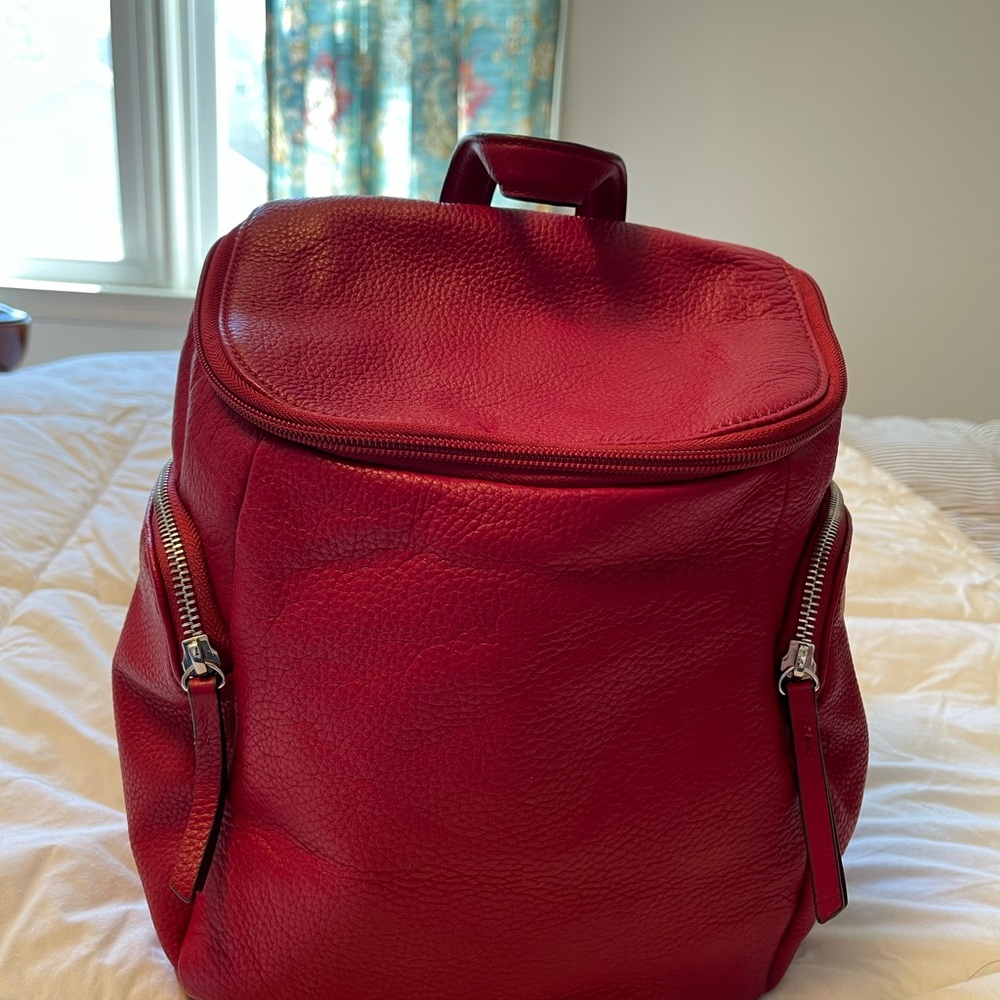 Perlina Red leather backpack